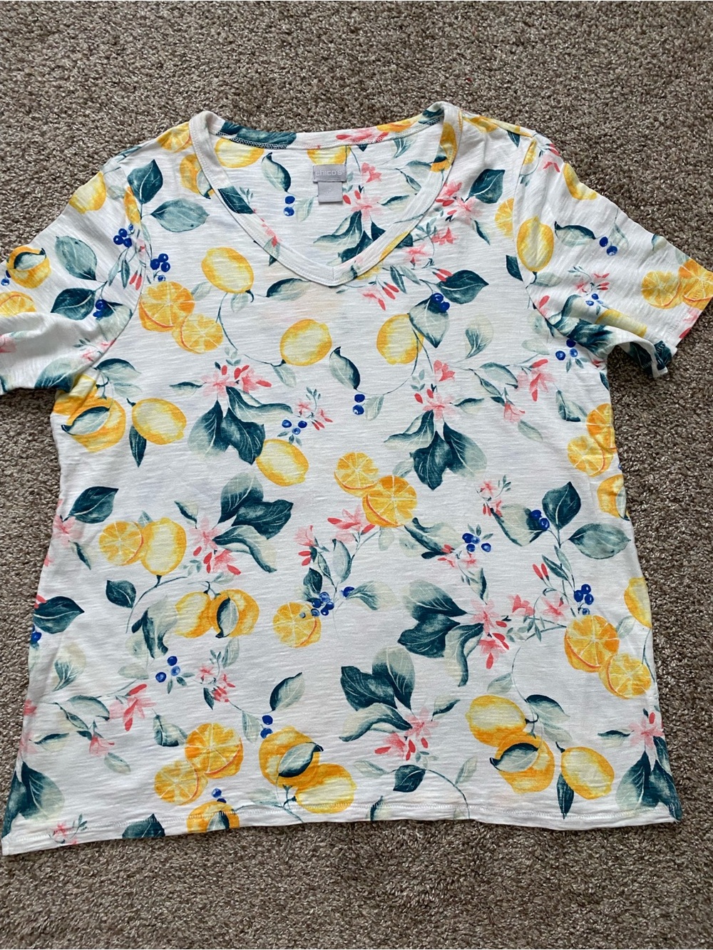 Chicos Citrus Cotton Short Sleeve Tee T - Shirt SZ 2 L VNeck Colorful Side Slits